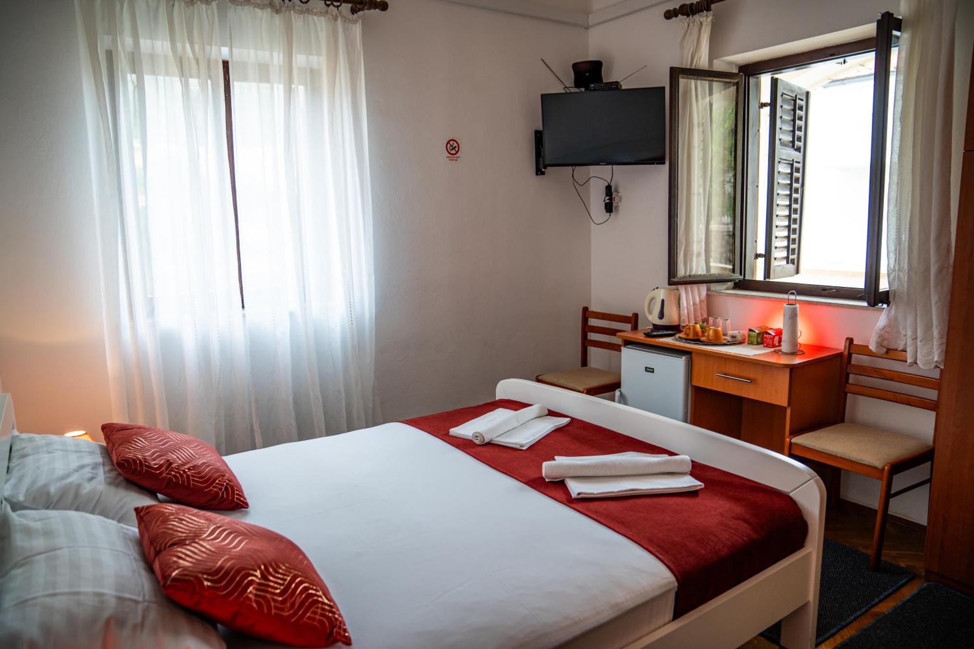 Guest House Cesic Dubrovnik Exterior photo